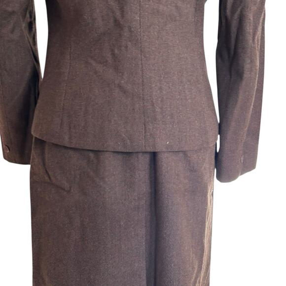 Vintage Brown 100% Wool Pin Stripe Skirt Blazer Set Womens Sz XS Business Formal - Picture 15 of 16